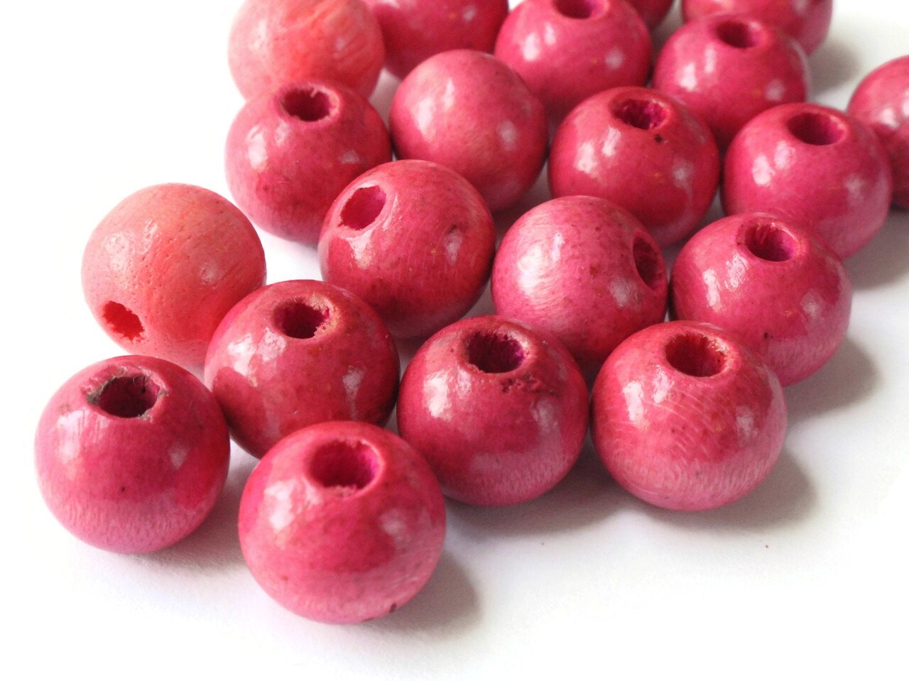 20 14mm Pink Round Wood Beads Vintage Wooden Beads Loose New Old Stock Macrame Beads